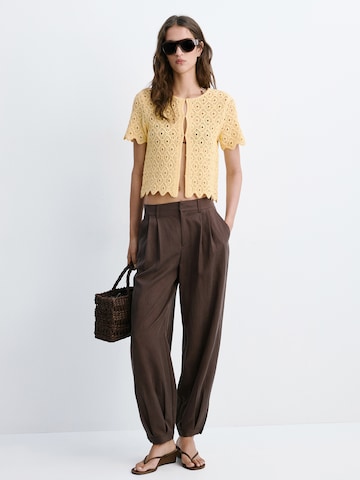 MANGO - Cárdigan 'SITIN' en amarillo