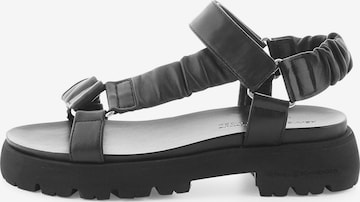 Kennel & Schmenger Sandals 'Skill' in Black: front