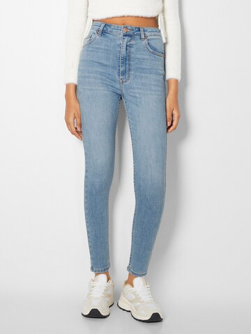 Bershka Skinny Jeans in Blue: front