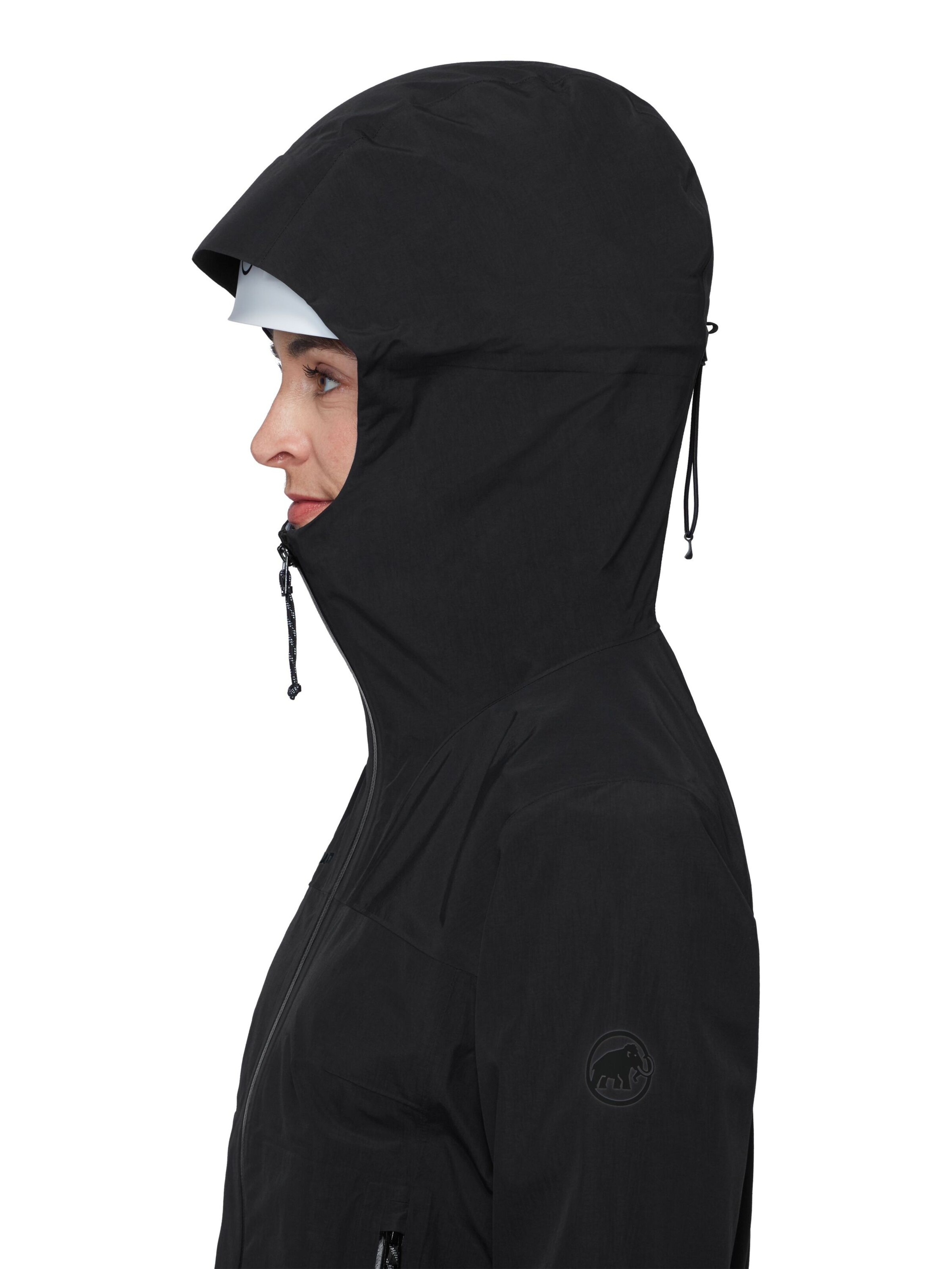 MAMMUT Outdoor Jacket in Black