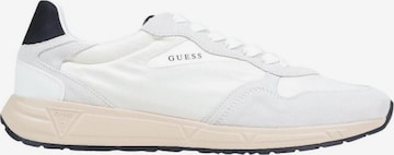 Sneaker bassa 'ARIA FMFARI FAL12' di GUESS in bianco: frontale