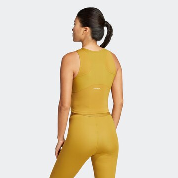 ADIDAS PERFORMANCE - Top deportivo en marrón