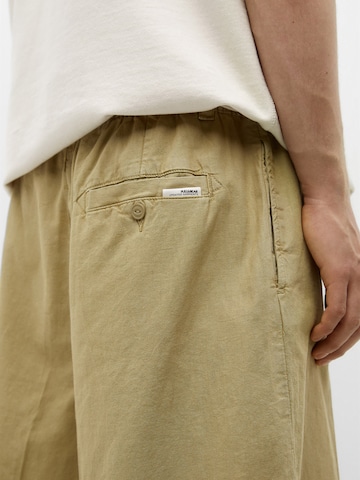 Regular Pantalon chino Pull&Bear en vert