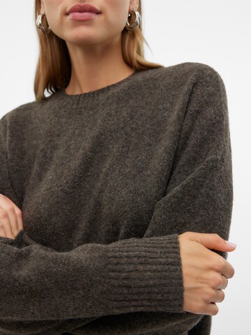 VERO MODA Trui 'VMBoom' in Bruin
