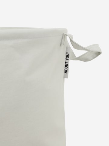 ABOUT YOU - Cesto de roupa 'Comfy L' em branco