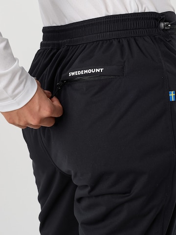 SWEDEMOUNT Normální Outdoorové kalhoty 'On Course' – černá