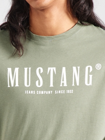 MUSTANG T-Shirt 'Austin' in Grün