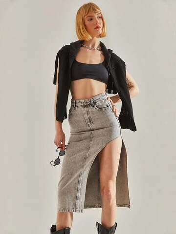 Gonna di Bianco Lucci in grigio