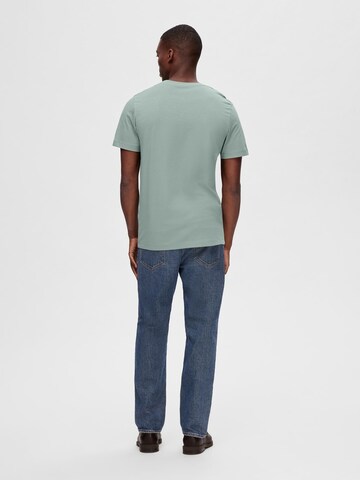 SELECTED HOMME Shirt in Brown