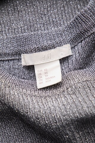 H&M Sweater & Cardigan in XS in Grey