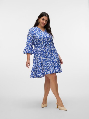 Robe-chemise 'VERA' Vero Moda Curve en bleu