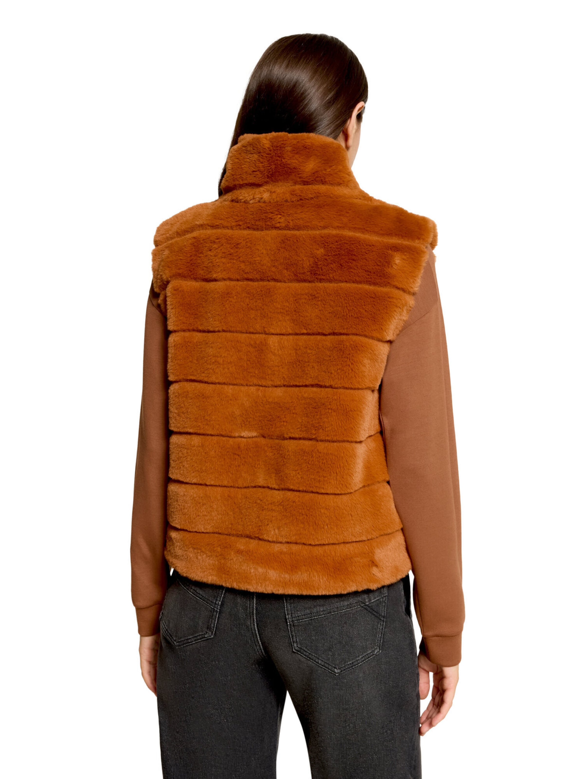 Gilet di Betty & Co in marrone