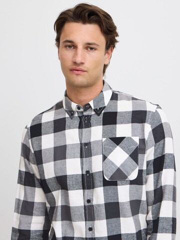 BLEND - Ajuste regular Camisa en negro