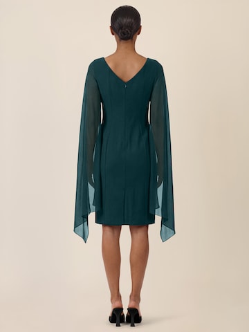 APART Etuikleid in Grün