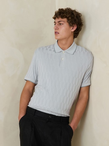 Next Shirt in Grey