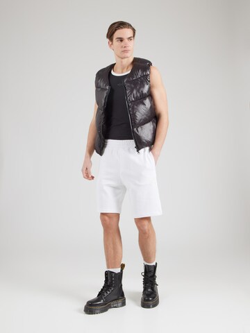 regular Pantaloni 'CLOVIS' di GUESS in bianco