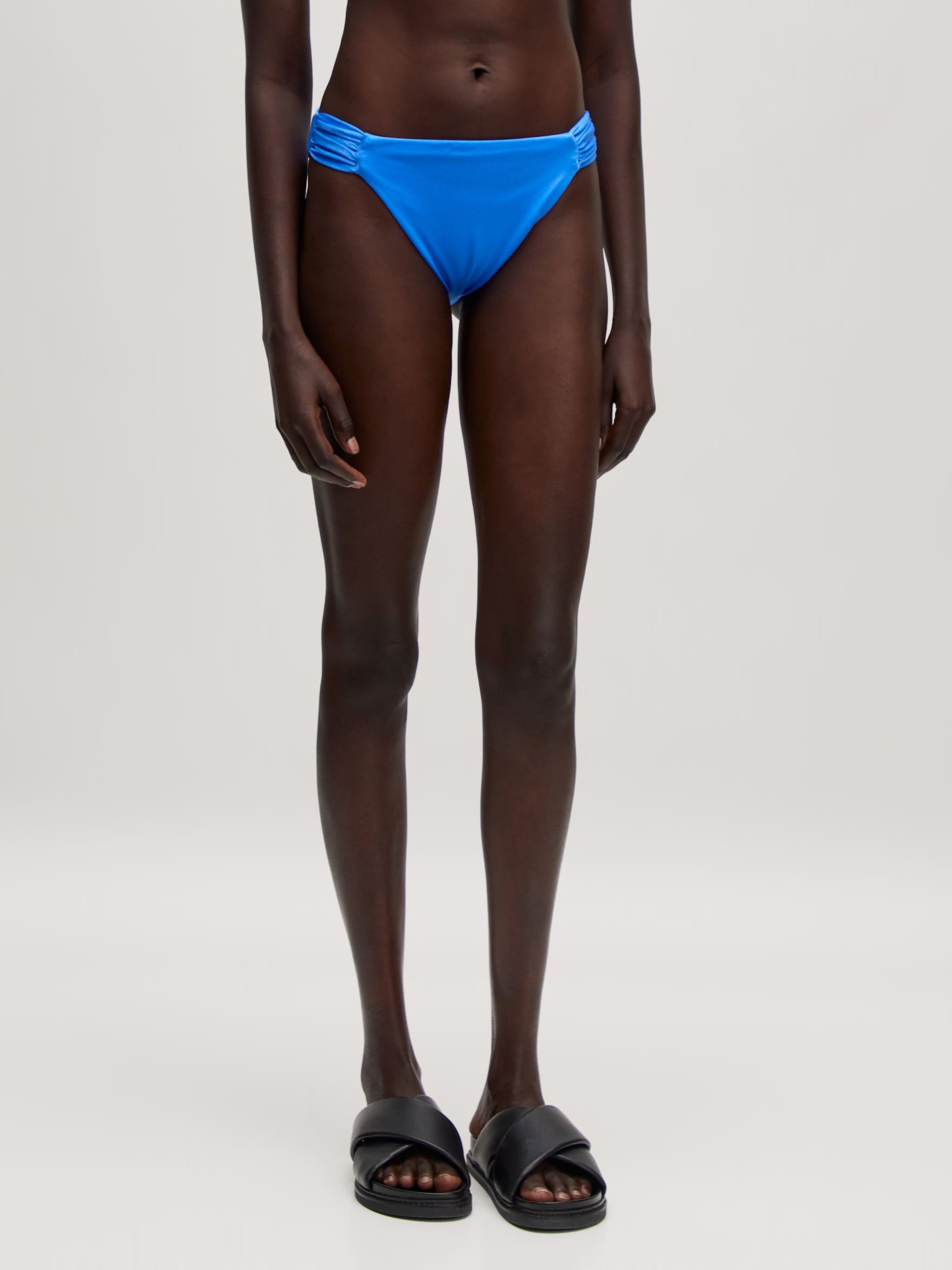 EDITED Producten Bikinibroek 'Silvana' Blauw