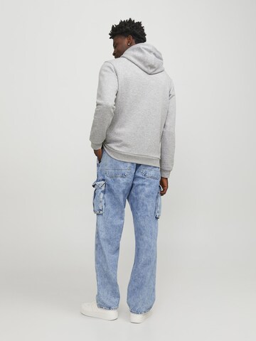 Sweat-shirt 'Logan' JACK & JONES en gris