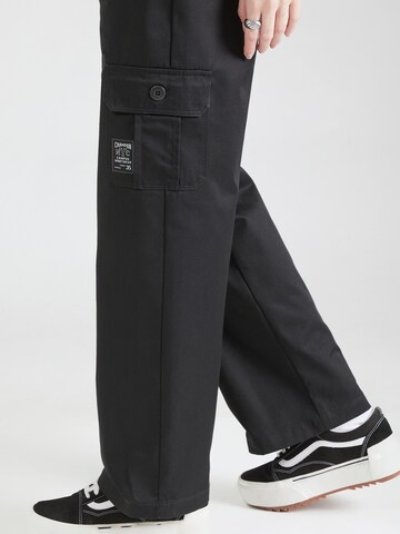 Champion Authentic Athletic Apparel Regular Cargo trousers in Grey