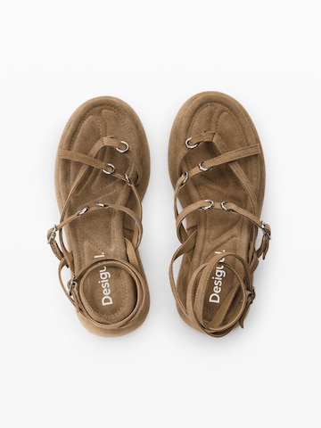 Desigual Σανδάλι με λουράκια σε καφέ