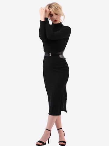 Haute Cuir Belt 'Crescent Corset Belt' in Black