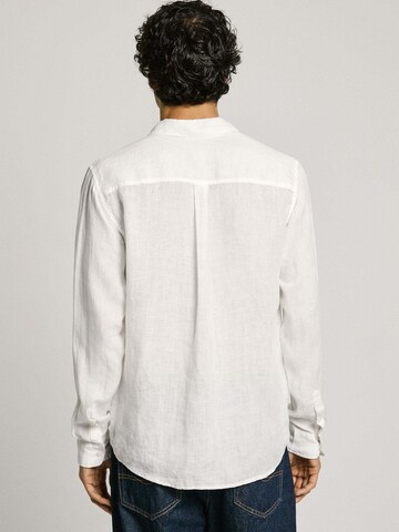 Pepe Jeans - Ajuste regular Camisa 'Arnau' en blanco