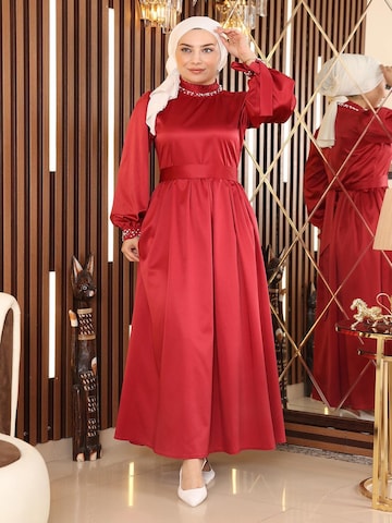 MODAMIHRAM Jurk in Rood: voorkant