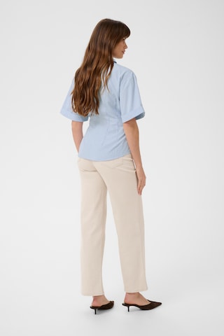 Kaffe - Blusa em azul