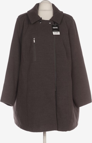 Ulla Popken Jacket & Coat in 7XL in Grey: front