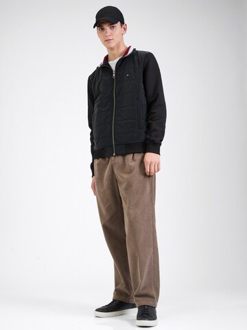Hanorac de la TOMMY HILFIGER pe negru