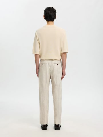 SELECTED Loosefit Bukser med lægfolder i beige