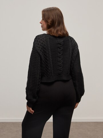 CITA MAASS - Jersey en negro