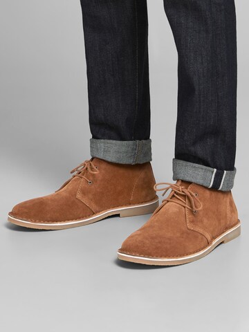 JACK & JONES Buty Chukka 'Bravo' w kolorze brązowy