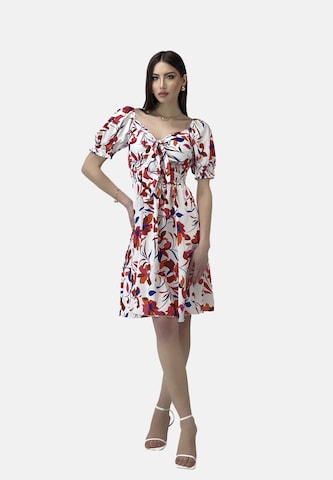 Elara Jurk in Wit: voorkant