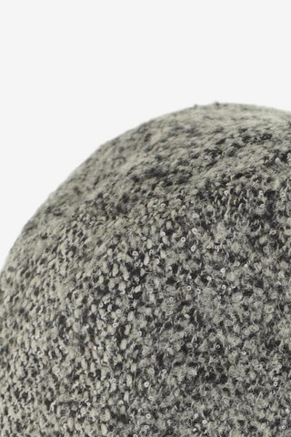 ESPRIT Hut oder Mütze S in Grau