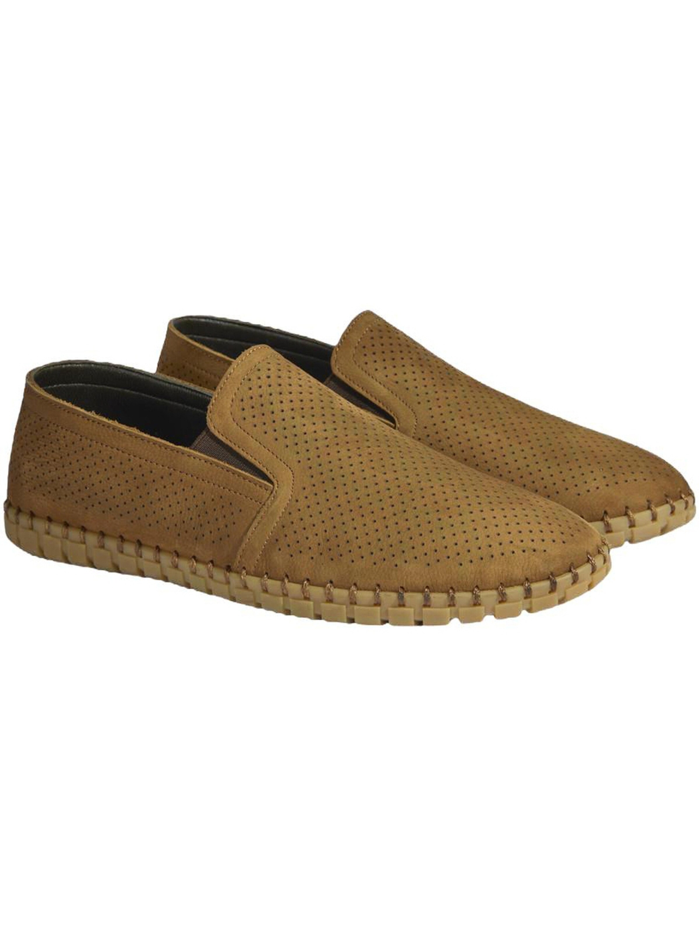 Desa Classic Flats 'Slip-Ons' in Brown