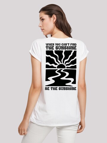 T-shirt 'Be The Sunshine' F4NT4STIC en blanc : devant