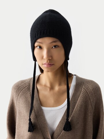 GOBI Cashmere - Sombrero 'Ultimate Warmth Knit Tie Hat' en negro
