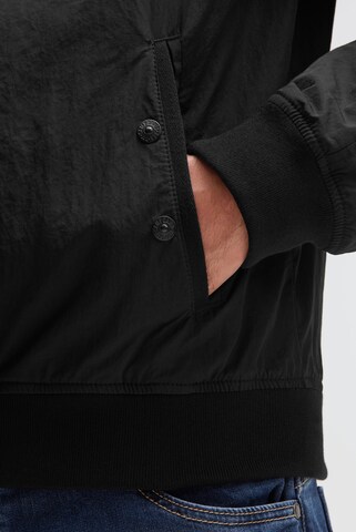 CAMP DAVID Between-Season Jacket in Black