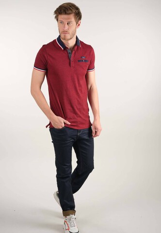 T-Shirt 'Drexler' Deeluxe en rouge