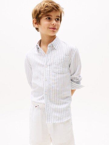Coupe regular Chemise TOMMY HILFIGER en blanc : devant