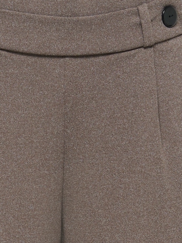 regular Pantaloni con pieghe 'JDYGeggo' di JDY Petite in marrone