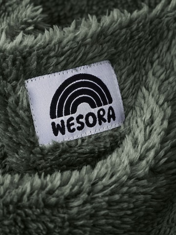 WESORA GmbH Loop scarf 'Fluffy' in Green