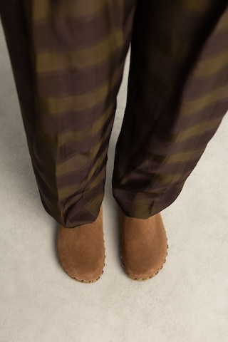 Chaussure basse SACHA en marron