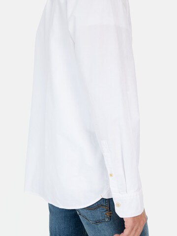 Coupe regular Chemise CAMEL ACTIVE en blanc