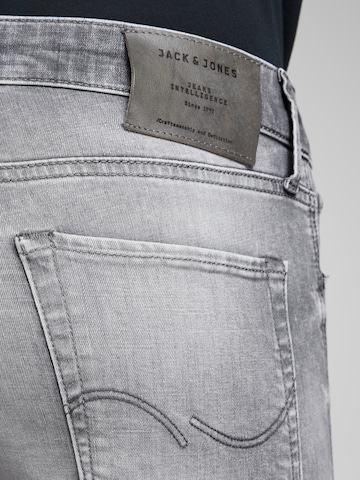 Coupe slim Jean 'Glenn' JACK & JONES en gris