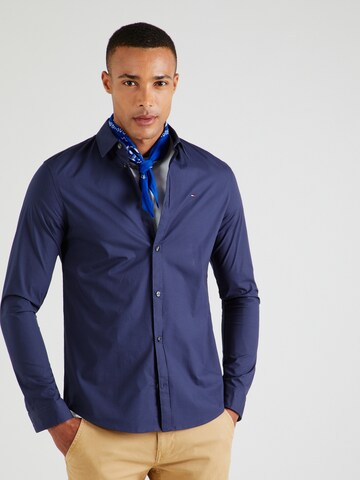 Tommy Jeans Slim fit Overhemd in Blauw: voorkant