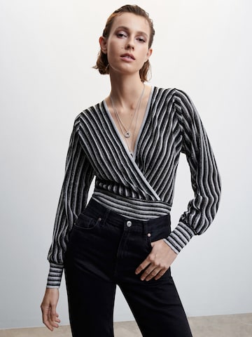 Pull-over MANGO en noir : devant