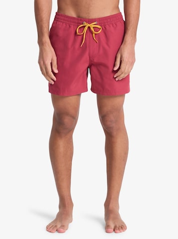 QUIKSILVER Regular Badeshorts in Rot: Vorderseite