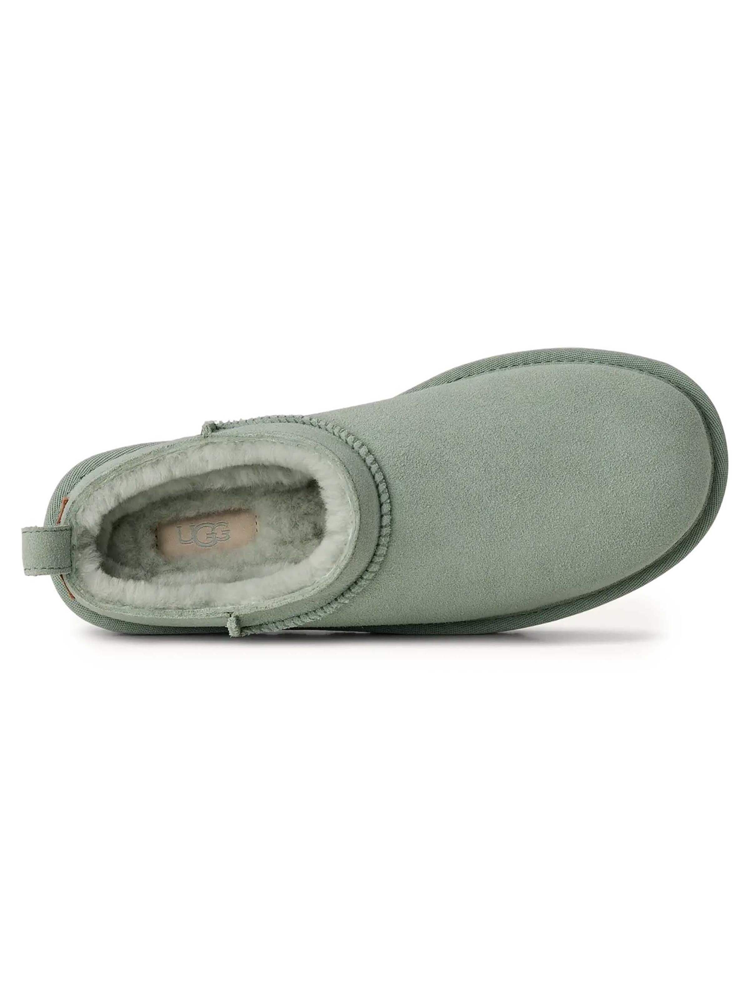 Chaussure basse 'Classic Micro' UGG en vert